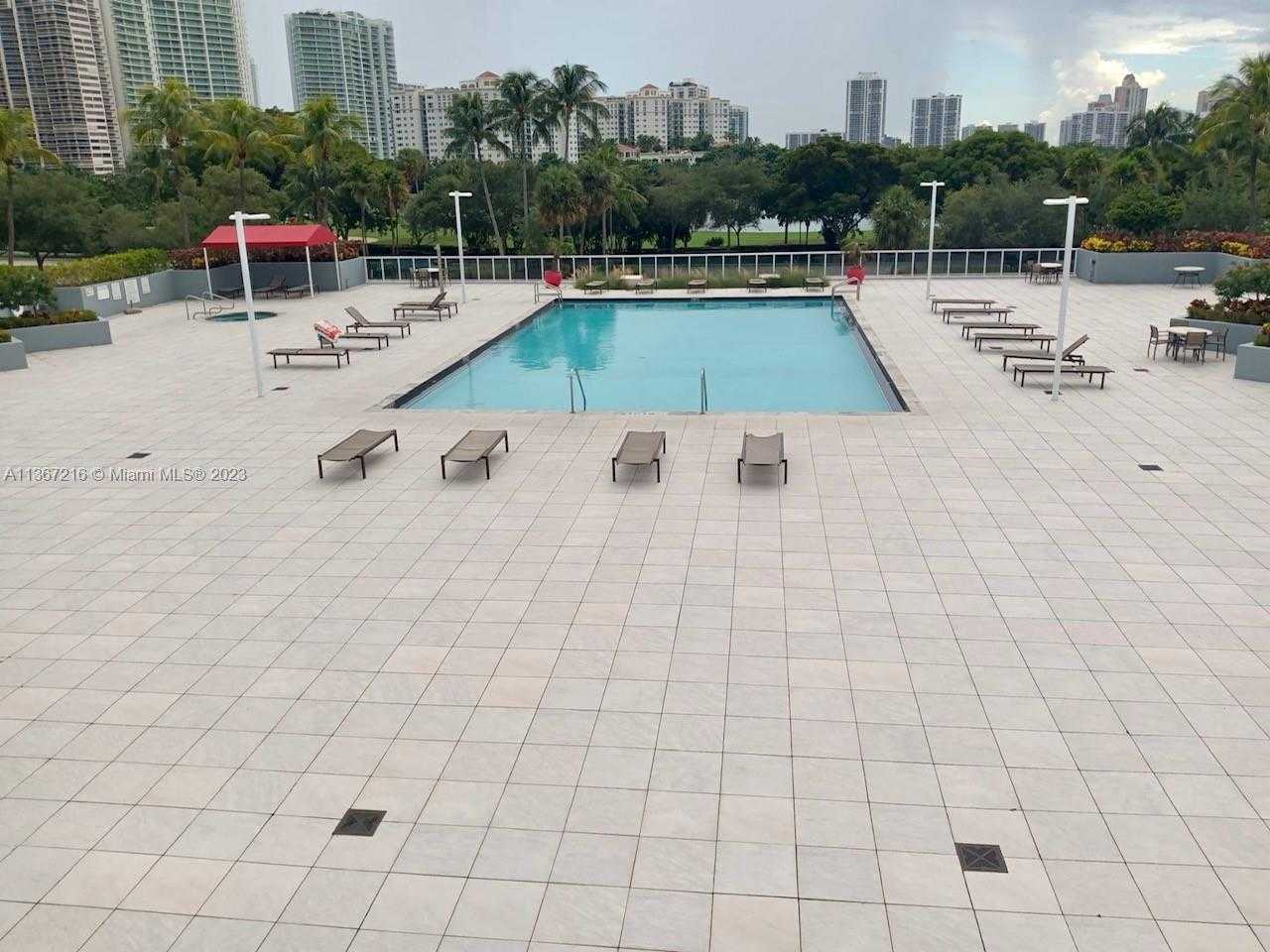 Small Image of 3675 NORTH COUNTRY CLUB DR #1601, Aventura Number 19