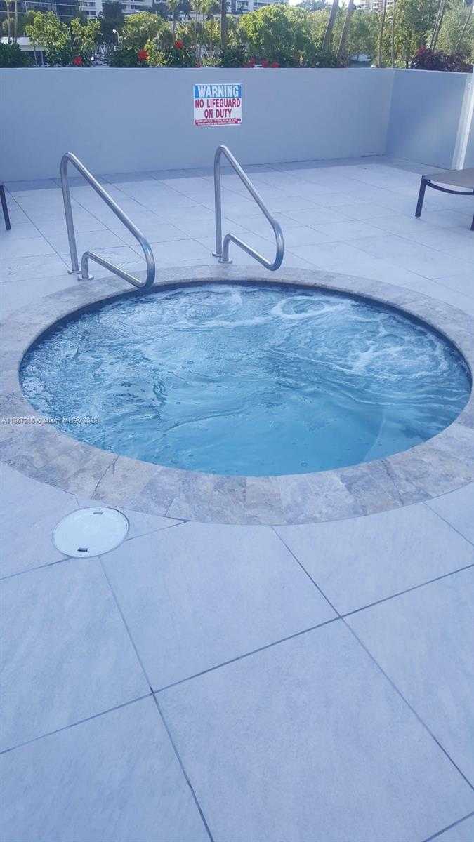 Small Image of 3675 NORTH COUNTRY CLUB DR #1601, Aventura Number 20