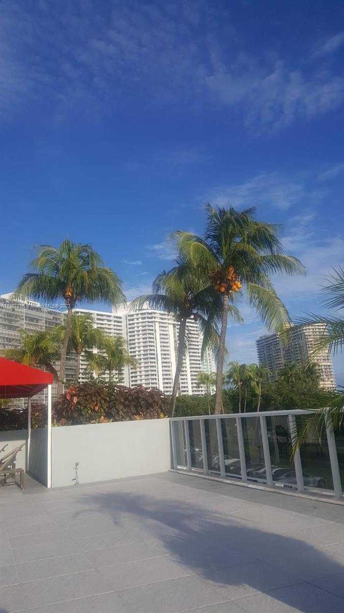 Small Image of 3675 NORTH COUNTRY CLUB DR #1601, Aventura Number 21