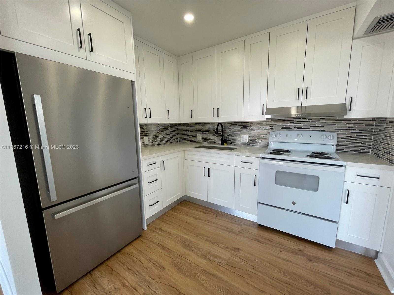 Small Image of 3675 NORTH COUNTRY CLUB DR #1601, Aventura Number 30