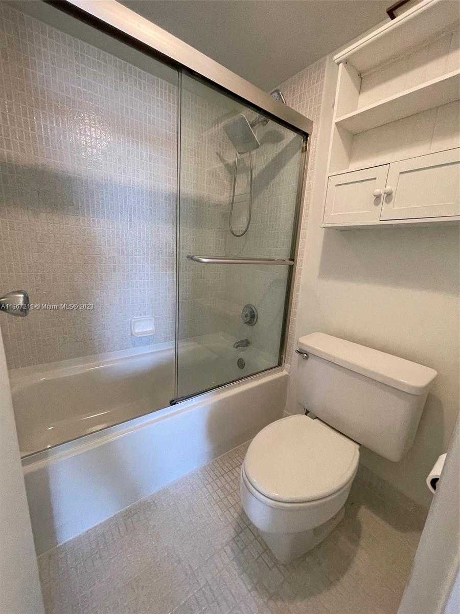 Small Image of 3675 NORTH COUNTRY CLUB DR #1601, Aventura Number 44