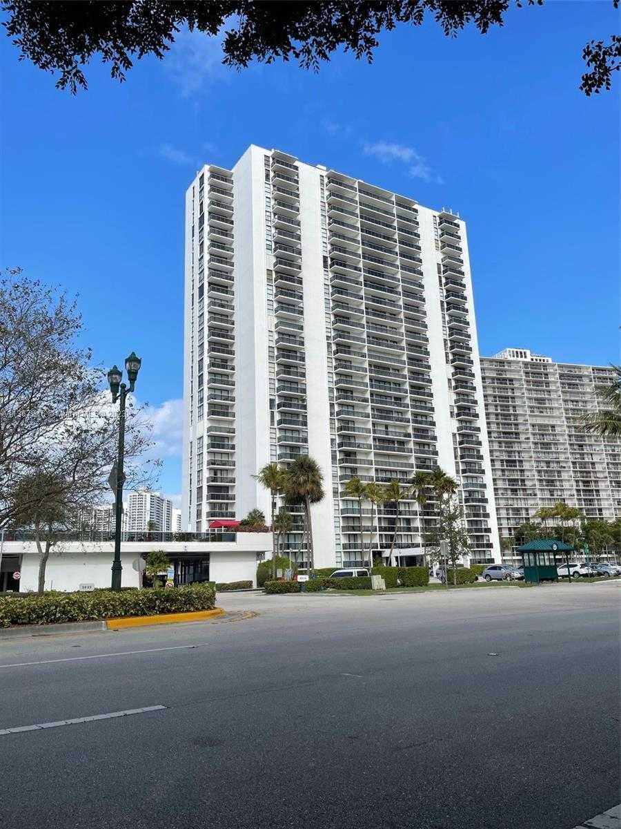 Small Image of 3675 NORTH COUNTRY CLUB DR #1601, Aventura Number 5