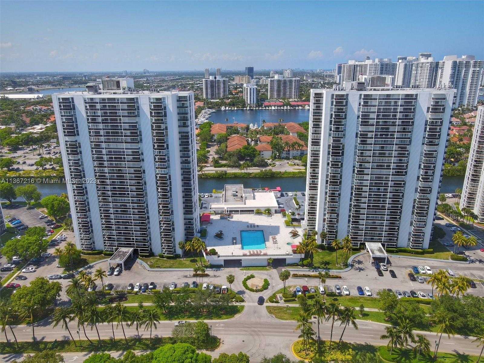 Small Image of 3675 NORTH COUNTRY CLUB DR #1601, Aventura Number 63