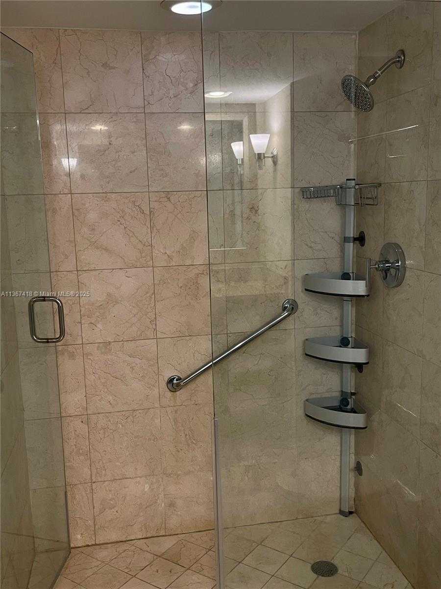 Small Image of 2670 EAST SUNRISE BLVD #722, Fort Lauderdale Number 11