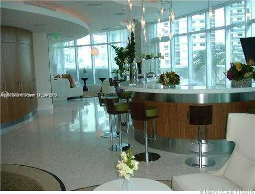 Small Image of 3801 #1105, Miami Beach Number 28