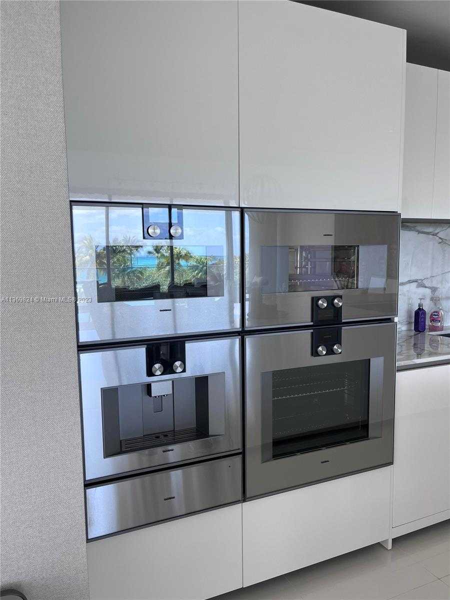 Small Image of 10201 COLLINS AVE #301, Bal Harbour Number 9