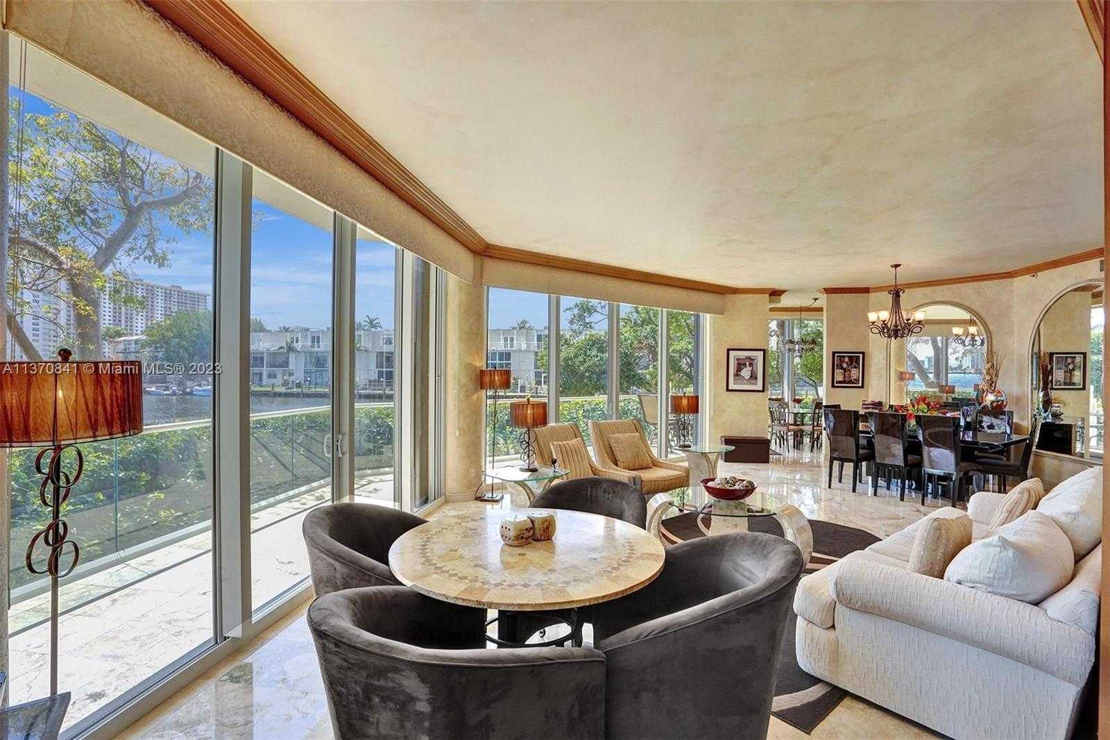 Small Image of 2600 ISLAND BLVD #101, Aventura Number 11