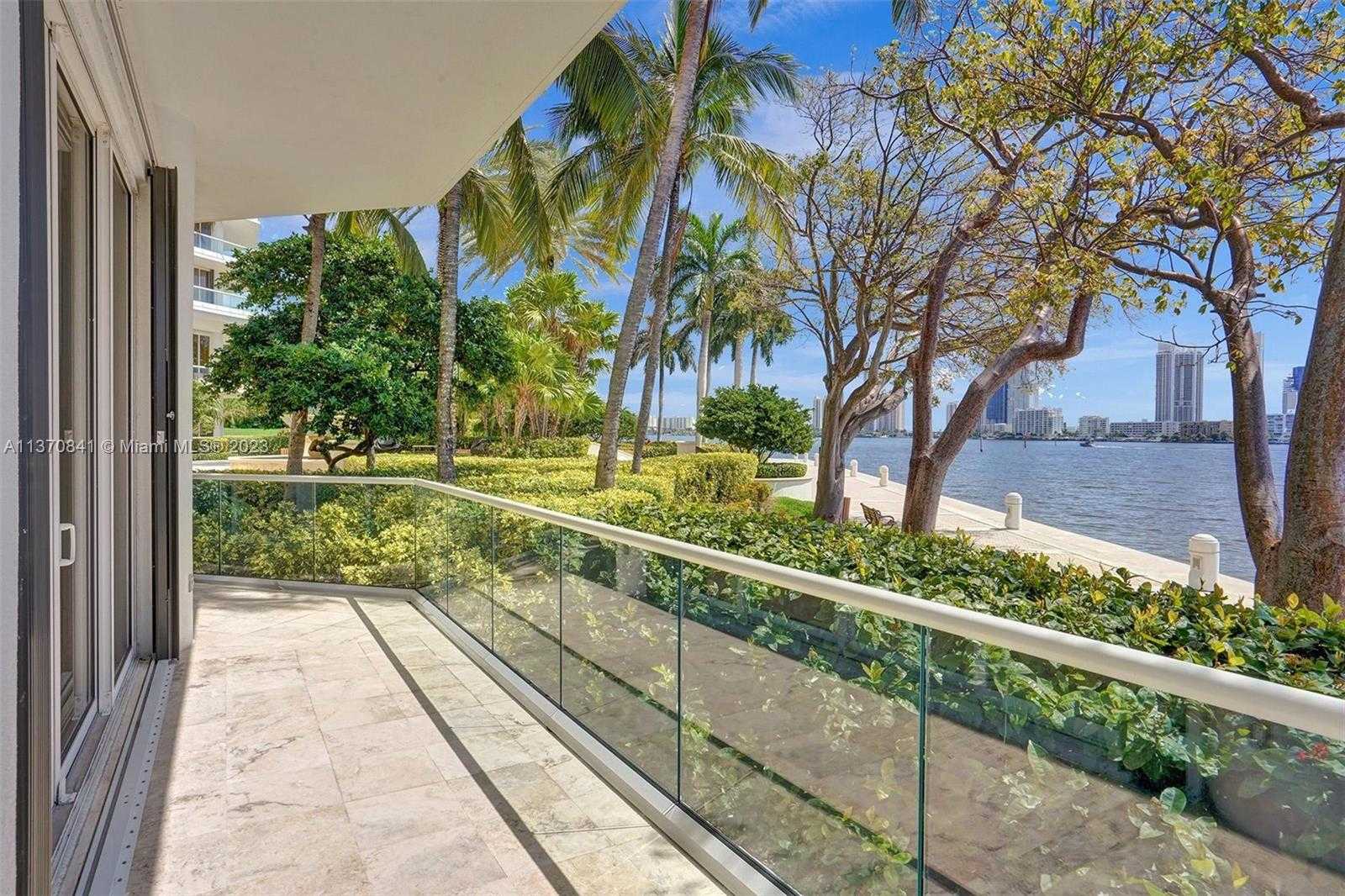 Small Image of 2600 ISLAND BLVD #101, Aventura Number 2