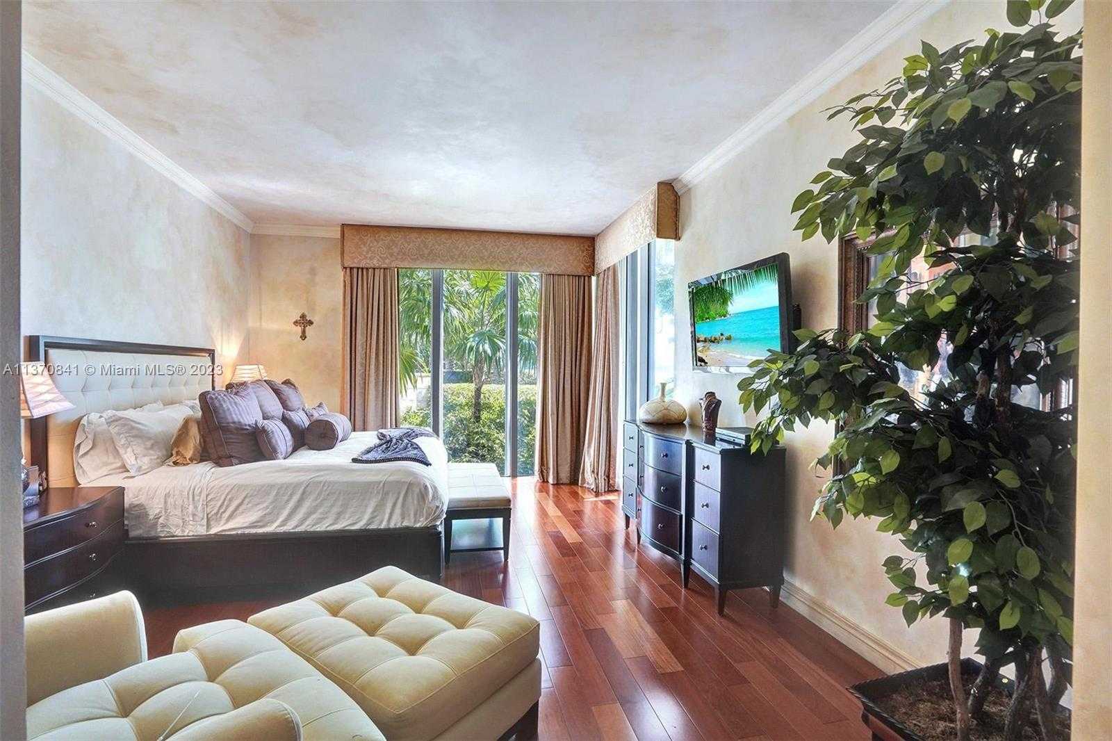 Small Image of 2600 ISLAND BLVD #101, Aventura Number 21