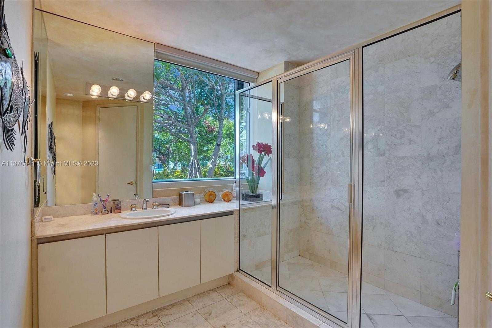 Small Image of 2600 ISLAND BLVD #101, Aventura Number 31