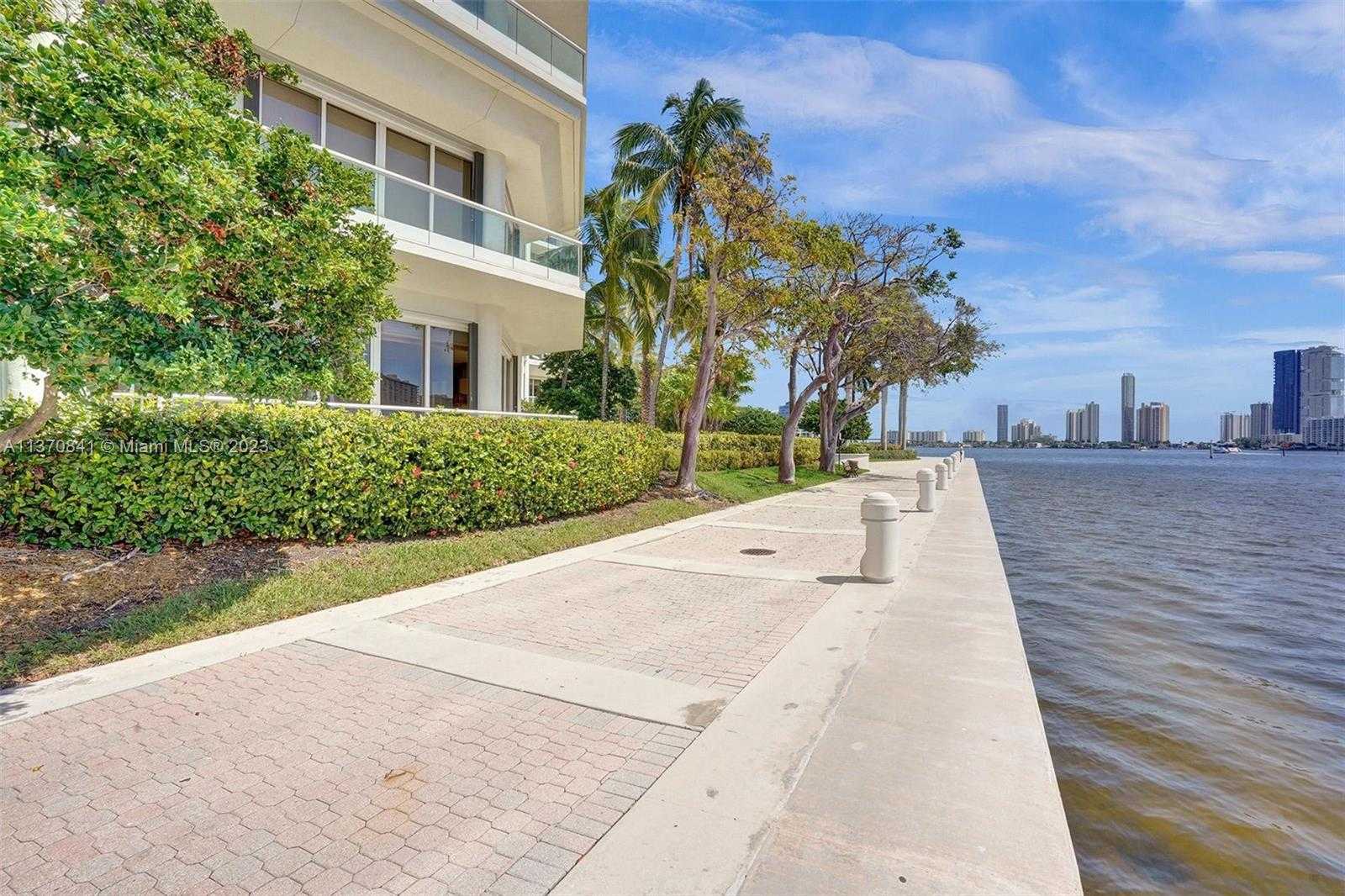 Small Image of 2600 ISLAND BLVD #101, Aventura Number 32