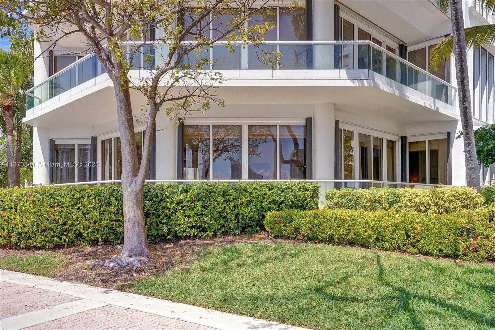 Small Image of 2600 ISLAND BLVD #101, Aventura Number 33