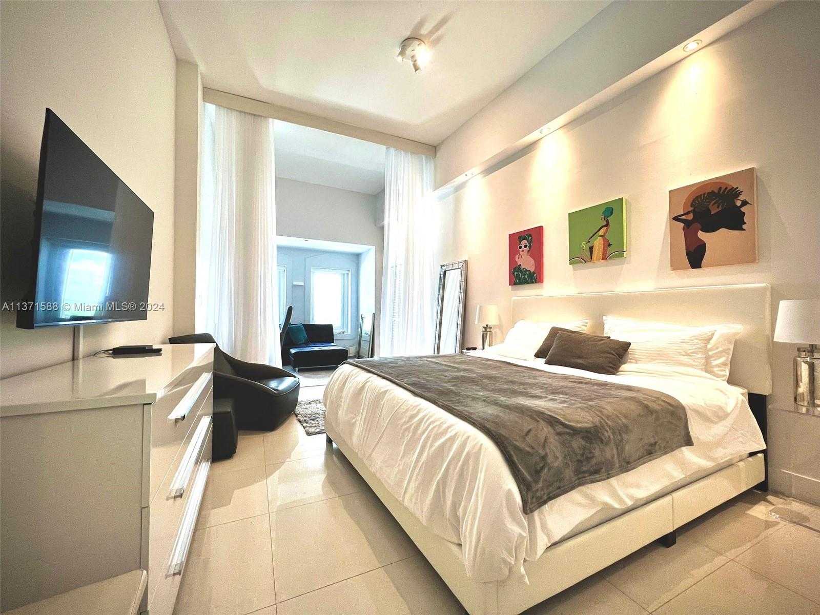 Small Image of 2301 COLLINS AVE #1626, Miami Beach Number 12