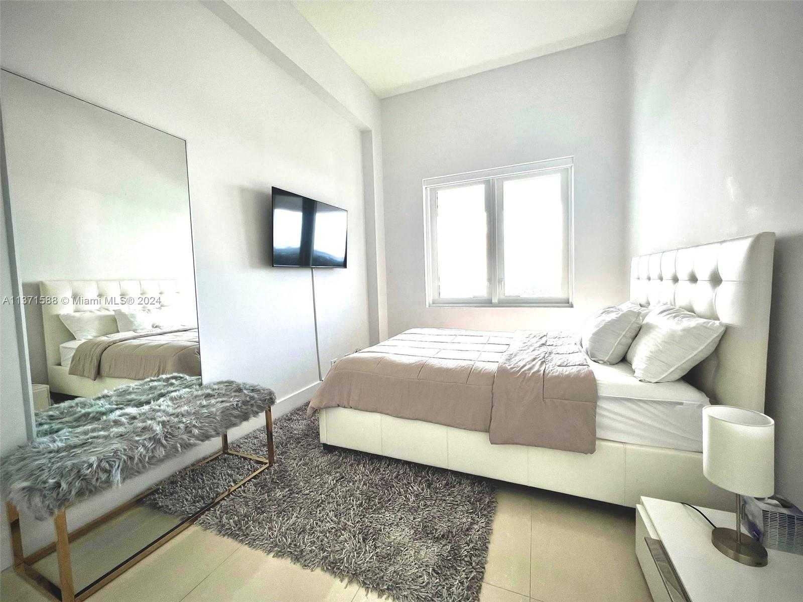 Small Image of 2301 COLLINS AVE #1626, Miami Beach Number 13