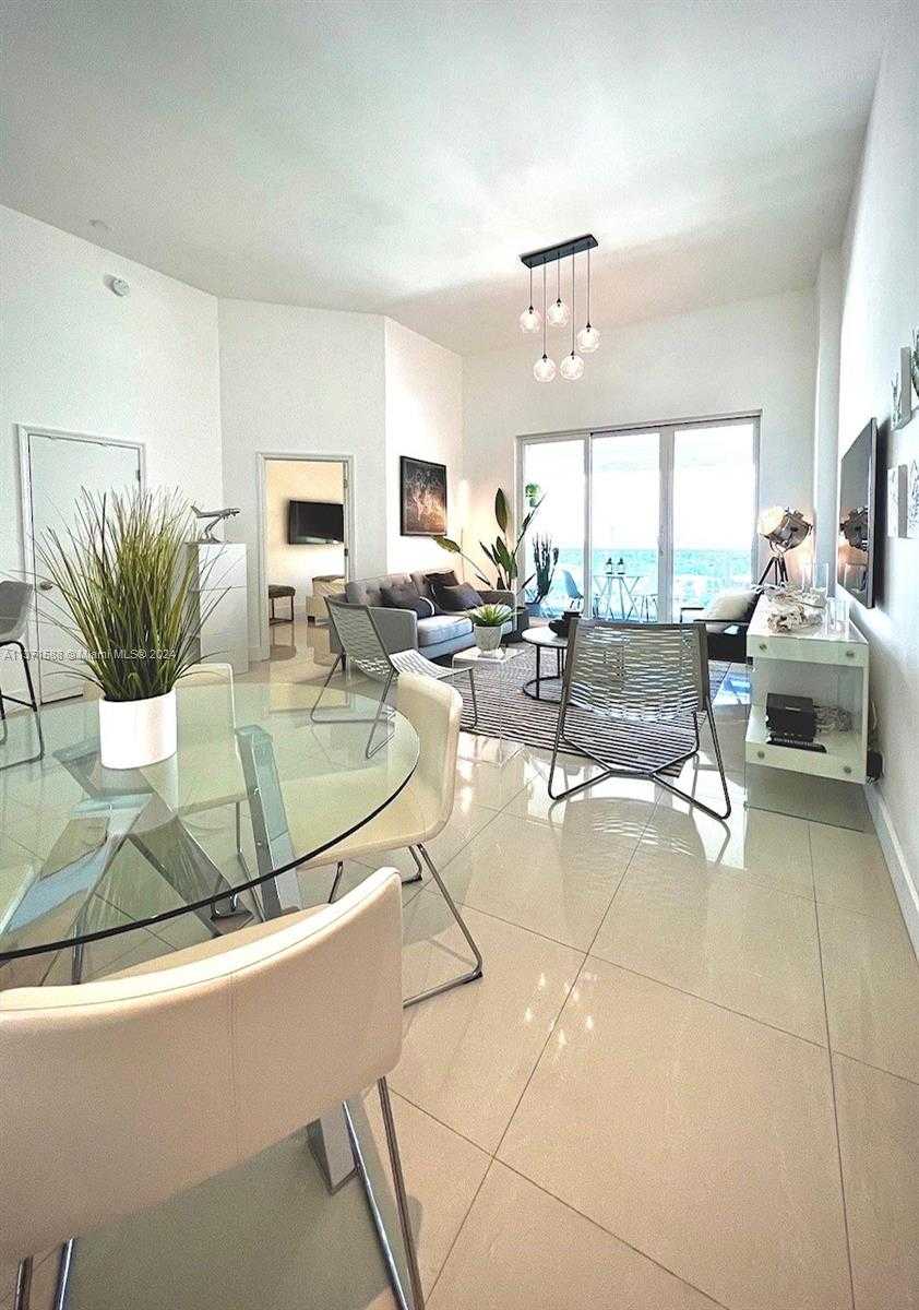 Small Image of 2301 COLLINS AVE #1626, Miami Beach Number 3