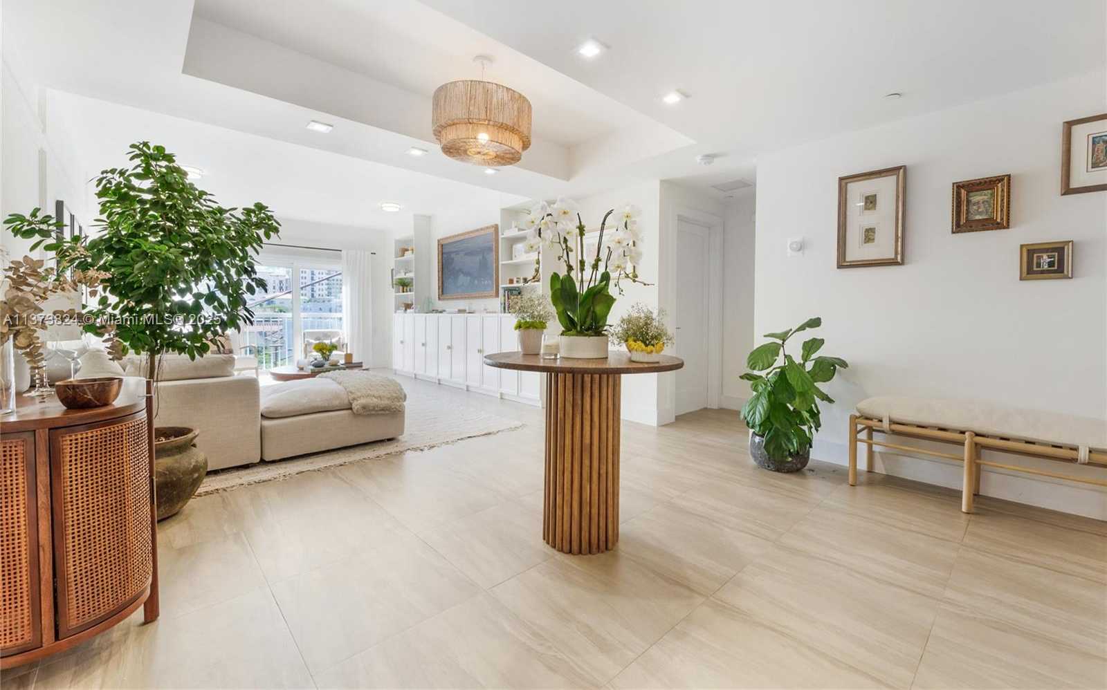 Small Image of 120 SALAMANCA AVE #3B, Coral Gables Number 5