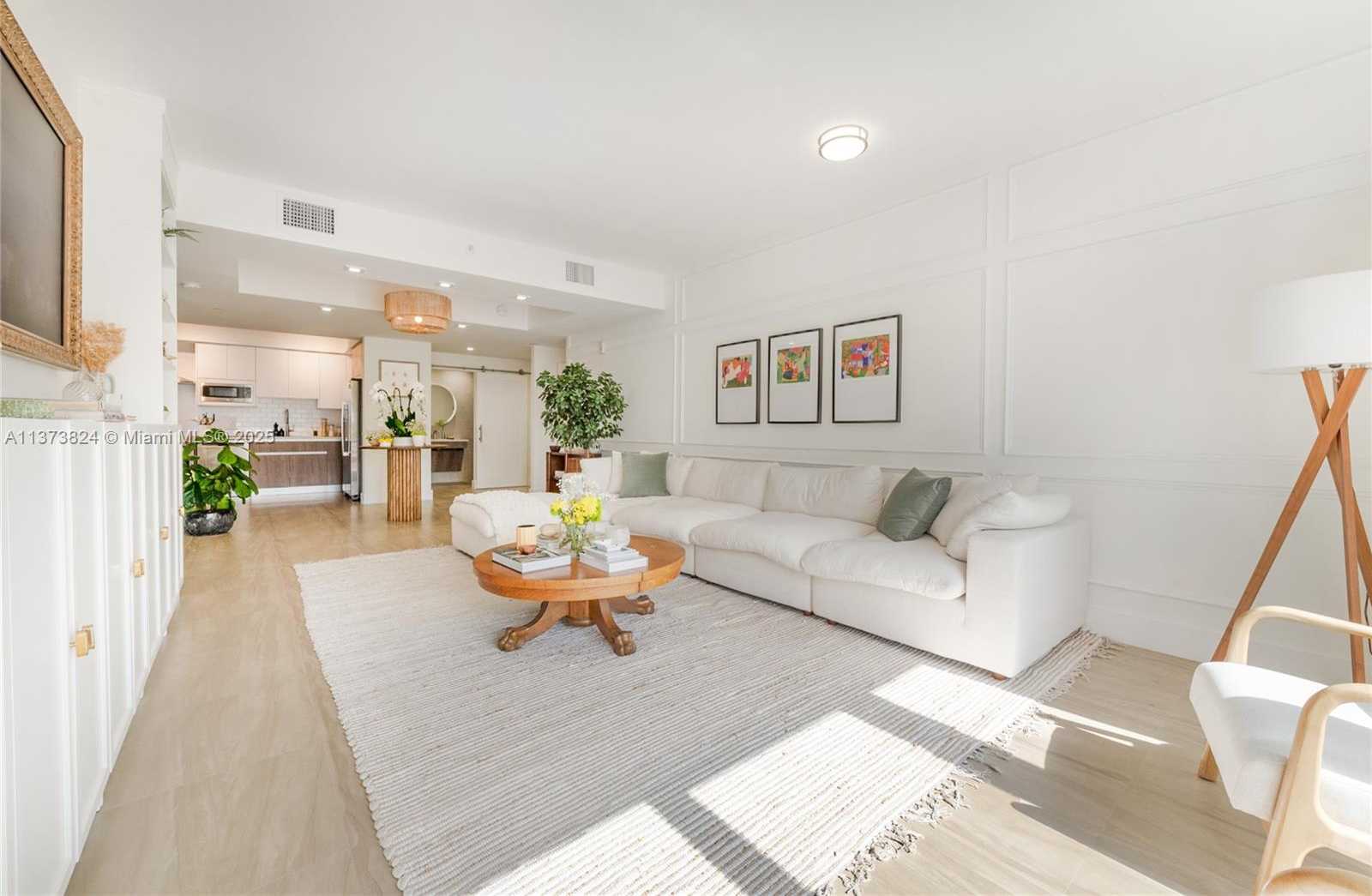Small Image of 120 SALAMANCA AVE #3B, Coral Gables Number 8
