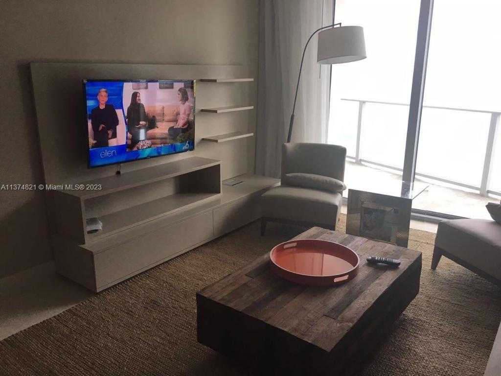 Small Image of 4111 #3003, Hollywood Number 4