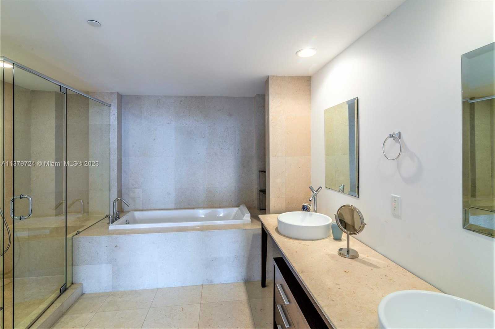 Small Image of 495 BRICKELL AVE #3603, Miami Number 23