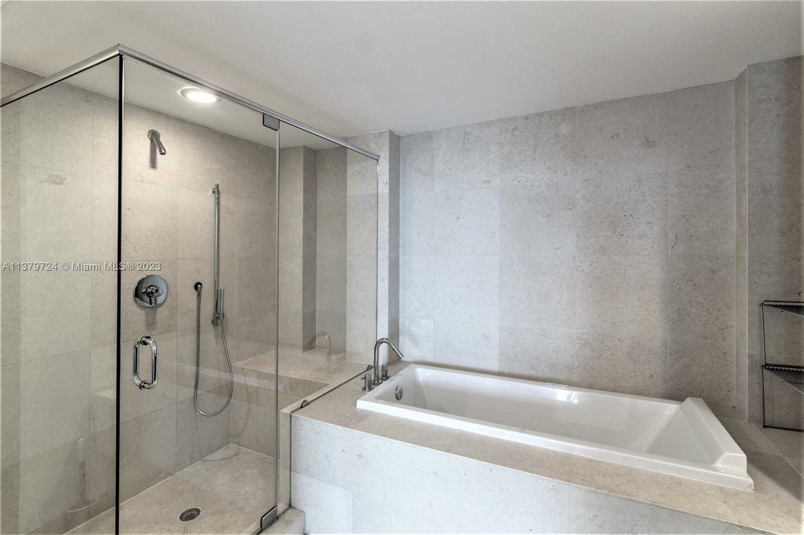 Small Image of 495 BRICKELL AVE #3603, Miami Number 24