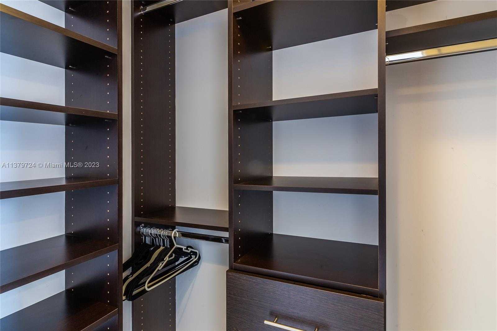 Small Image of 495 BRICKELL AVE #3603, Miami Number 27