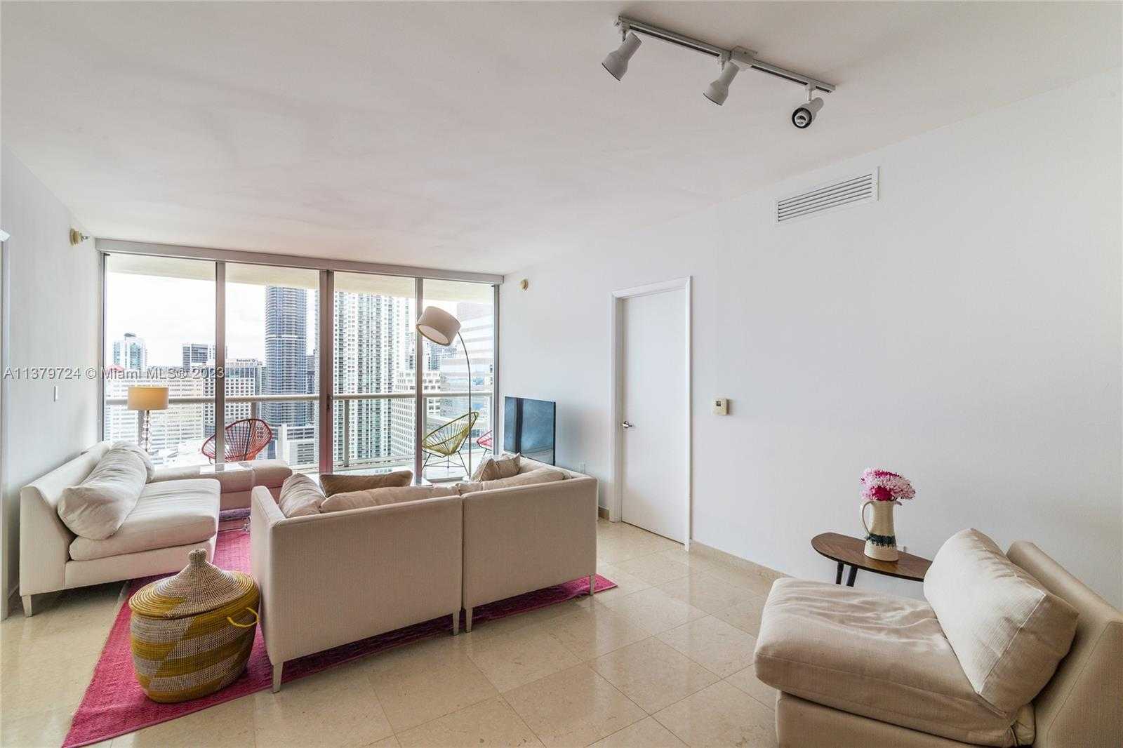 Small Image of 495 BRICKELL AVE #3603, Miami Number 4