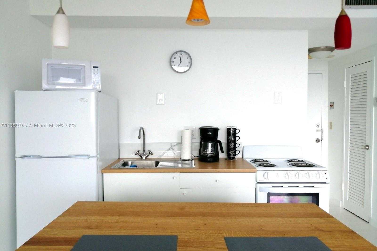 Small Image of 1720 HARRISON ST #10F, Hollywood Number 6