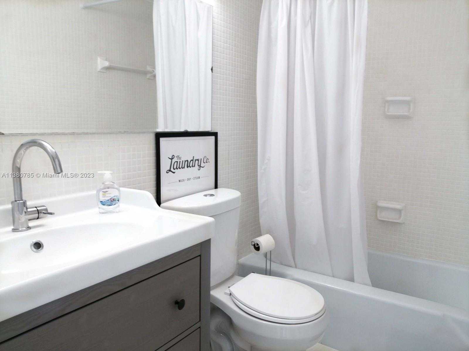 Small Image of 1720 HARRISON ST #10F, Hollywood Number 8