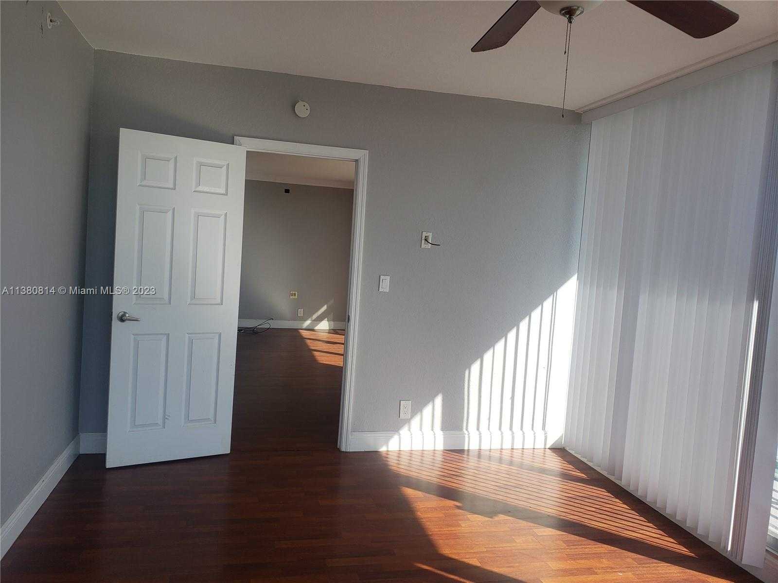 Small Image of 1720 HARRISON ST #12D, Hollywood Number 13