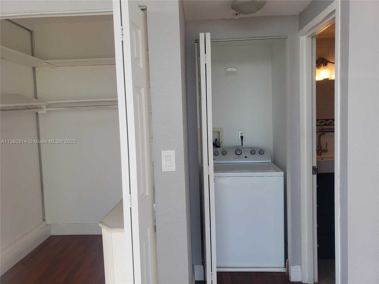 Small Image of 1720 HARRISON ST #12D, Hollywood Number 14