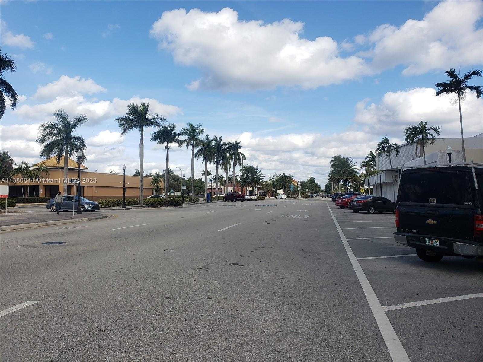 Small Image of 1720 HARRISON ST #12D, Hollywood Number 5