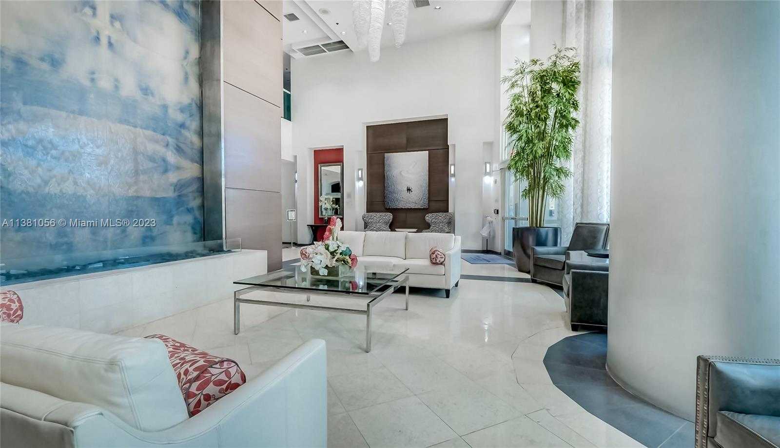 Small Image of 1155 Brickell Bay Dr, Miami, FL 33131, USA Number 25