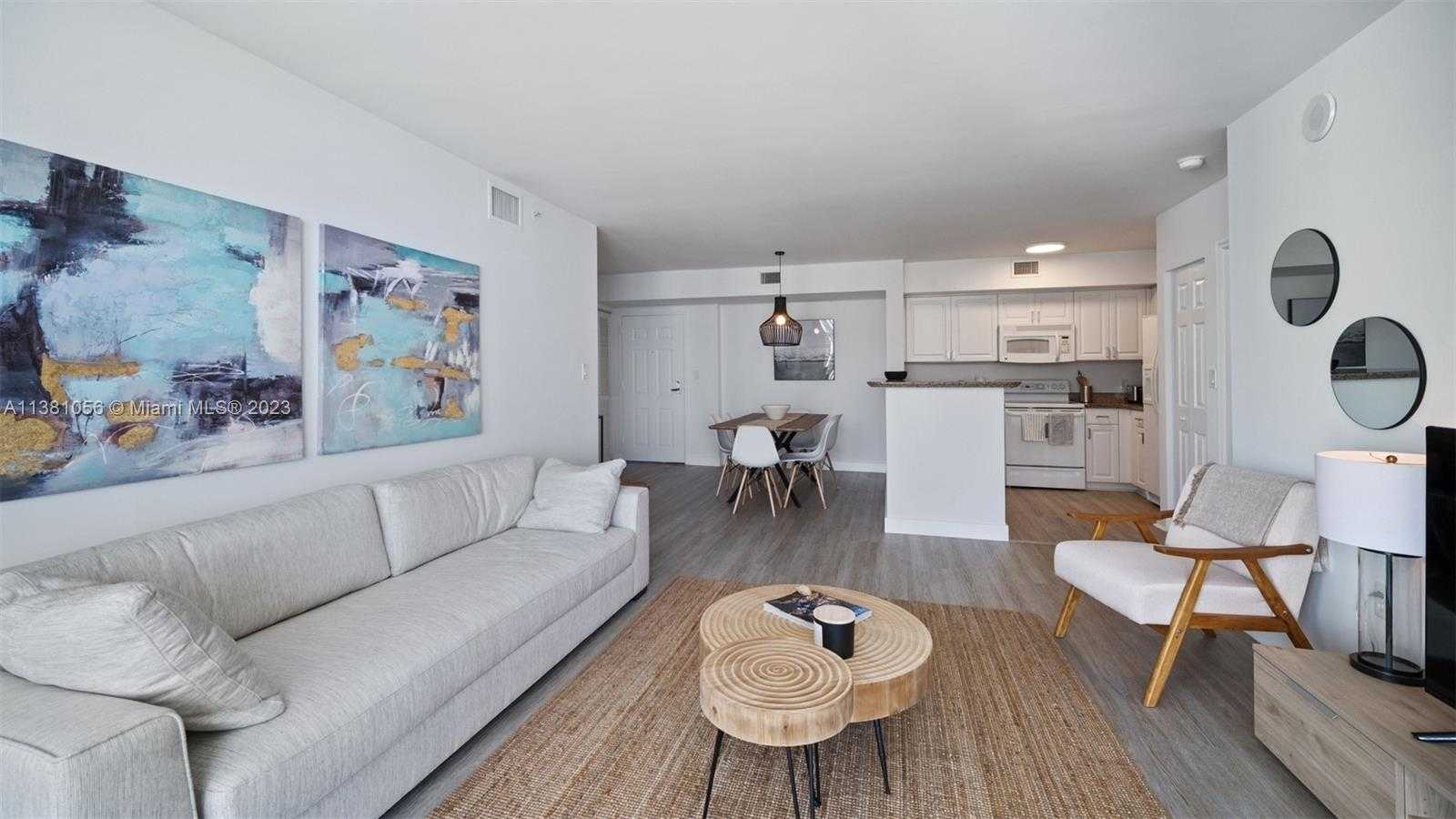 Small Image of 1155 Brickell Bay Dr, Miami, FL 33131, USA Number 40