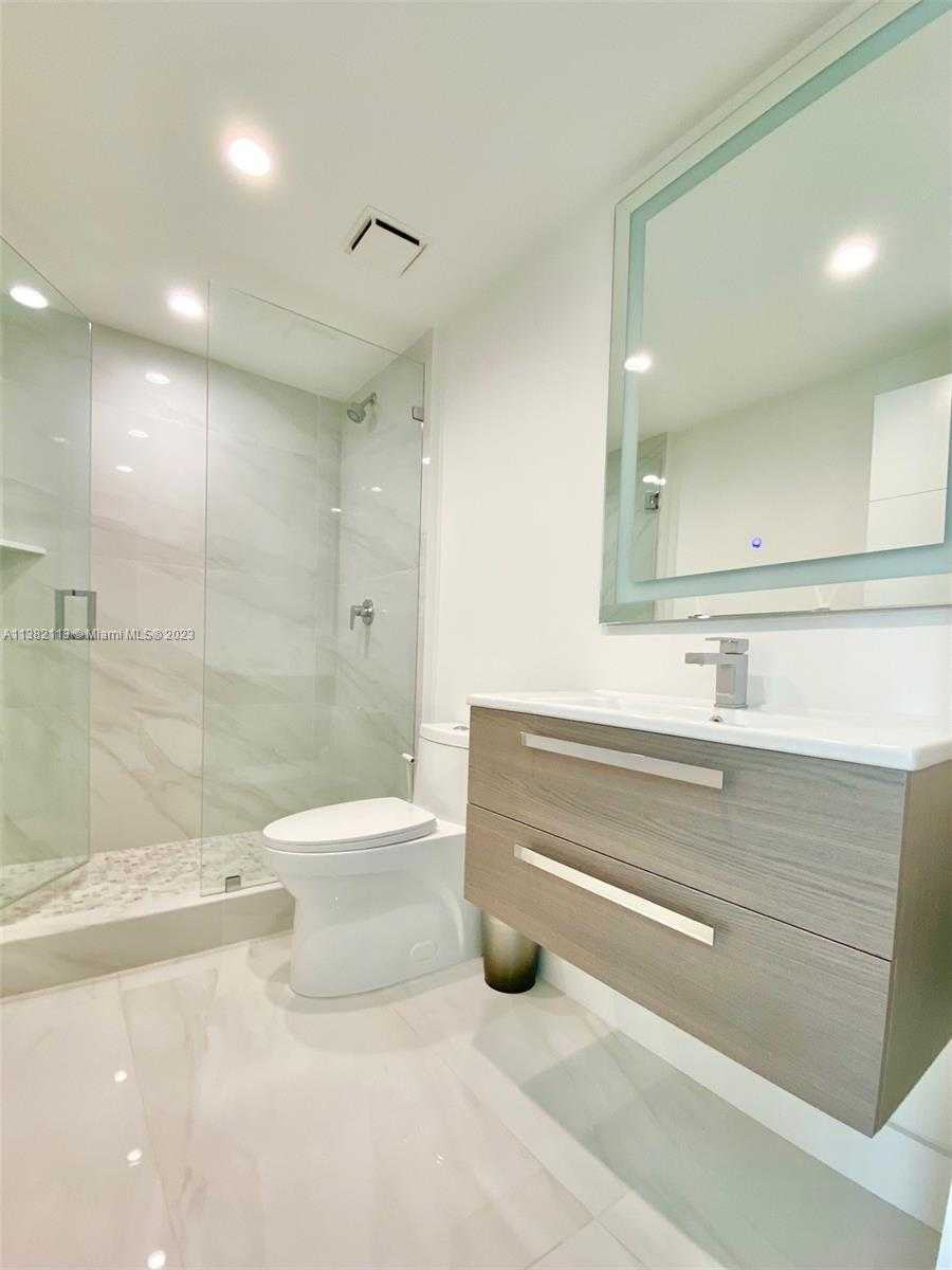 Small Image of 16400 COLLINS AVE #C24, Sunny Isles Beach Number 13