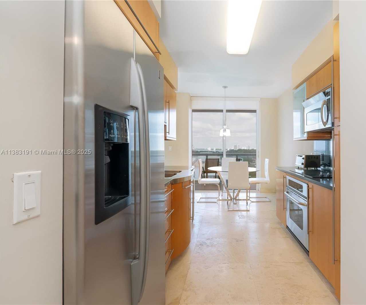 Small Image of 6365 COLLINS AVE #907, Miami Beach Number 10