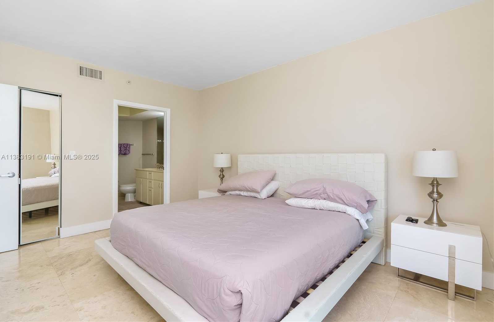 Small Image of 6365 COLLINS AVE #907, Miami Beach Number 12