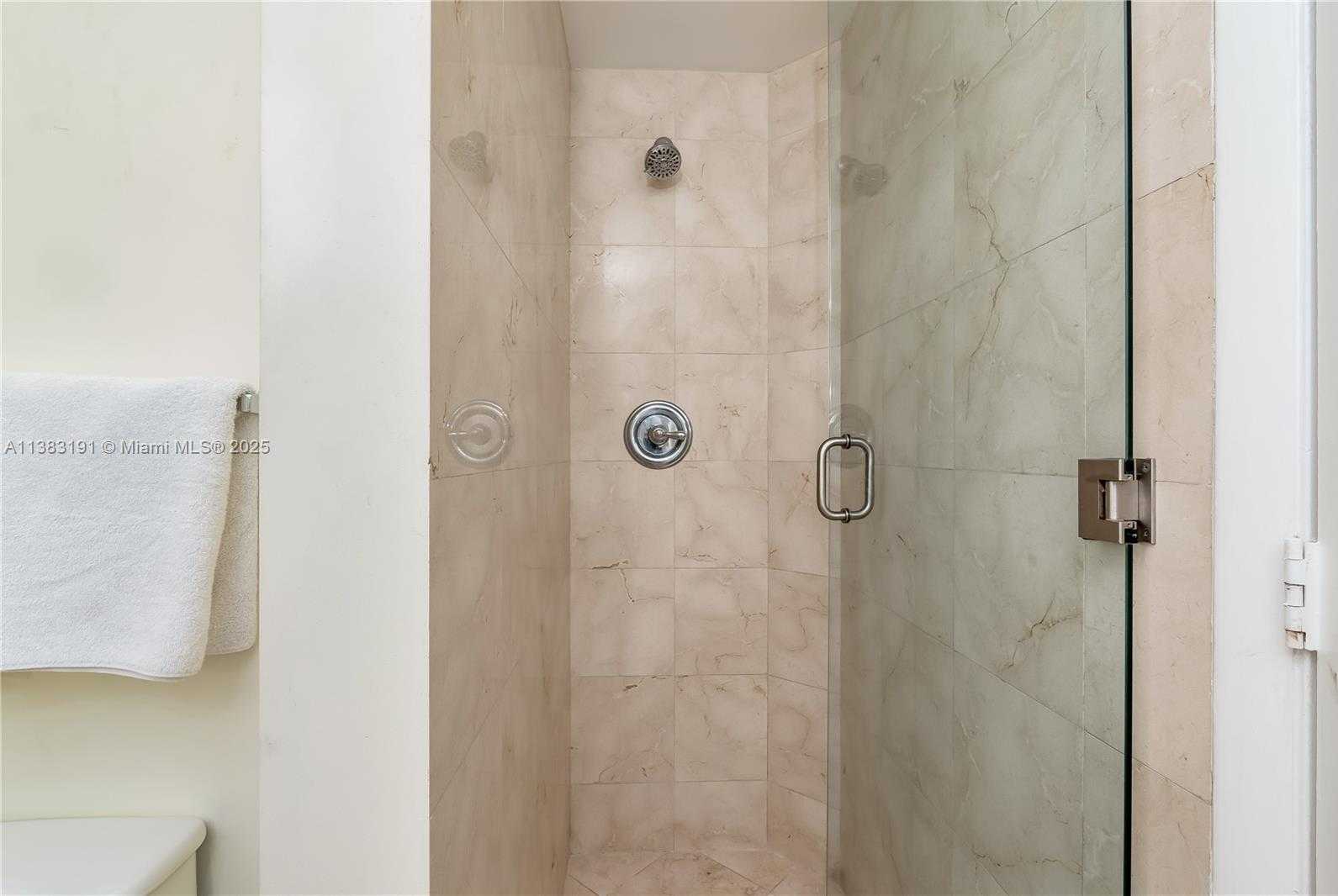 Small Image of 6365 COLLINS AVE #907, Miami Beach Number 36