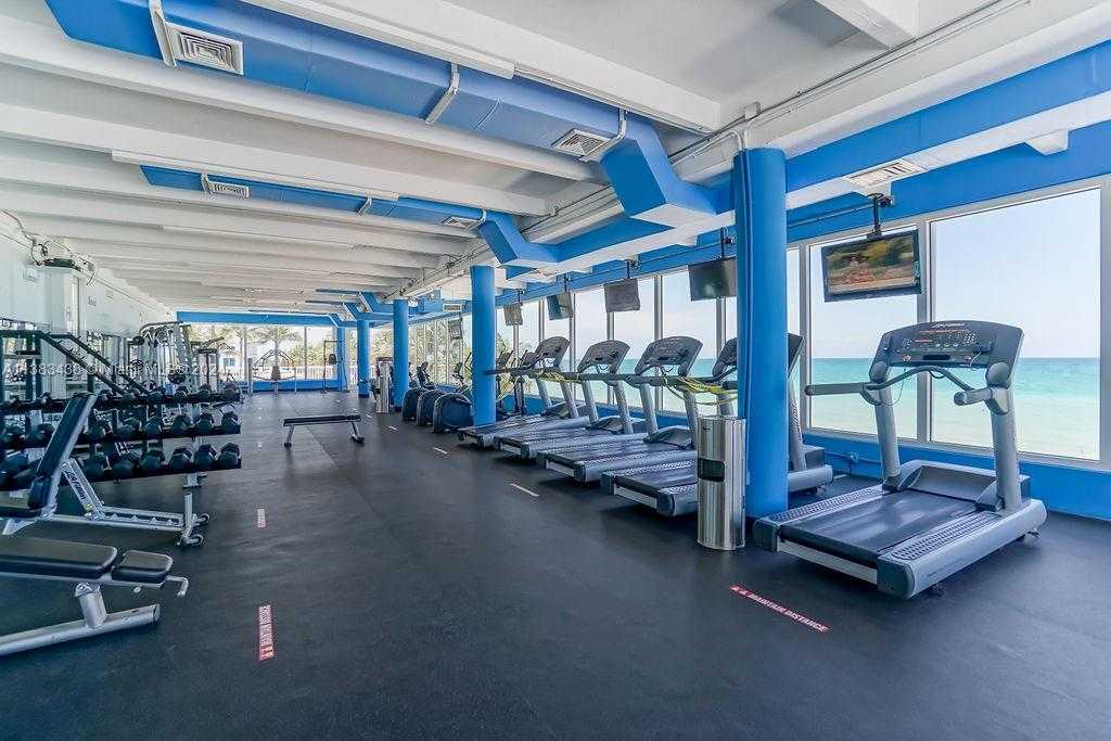 Small Image of 5401 COLLINS AVE #601, Miami Beach Number 32