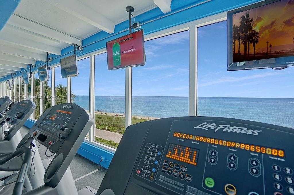 Small Image of 5401 COLLINS AVE #601, Miami Beach Number 33