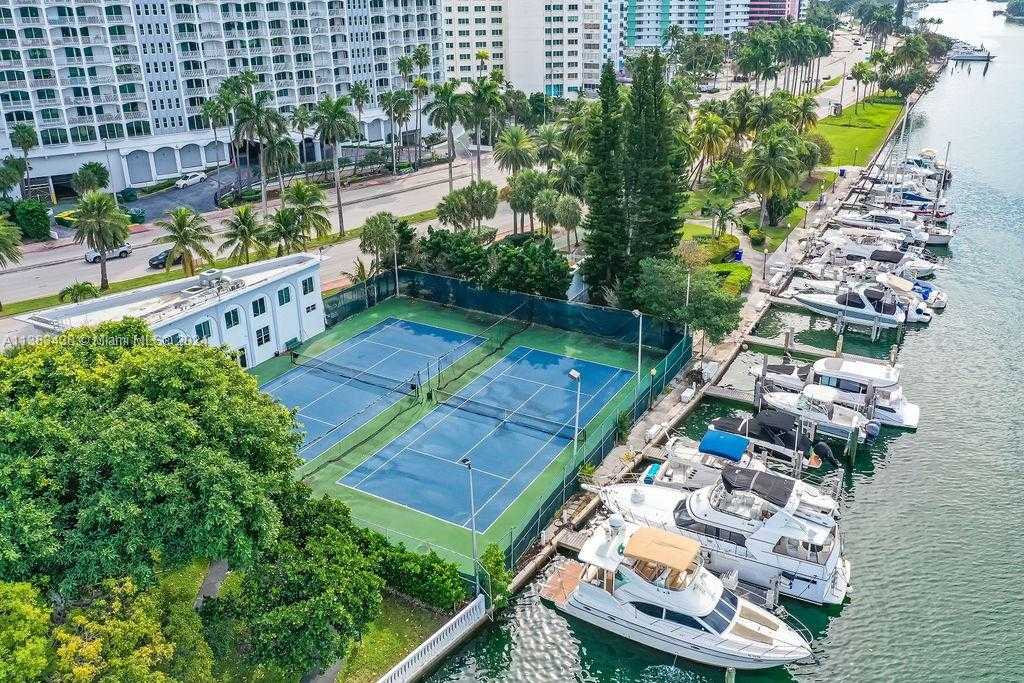 Small Image of 5401 COLLINS AVE #601, Miami Beach Number 6