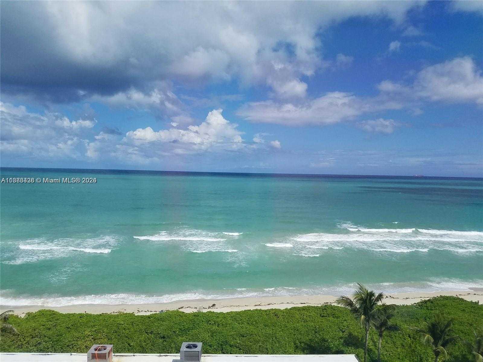Small Image of 5401 COLLINS AVE #601, Miami Beach Number 9