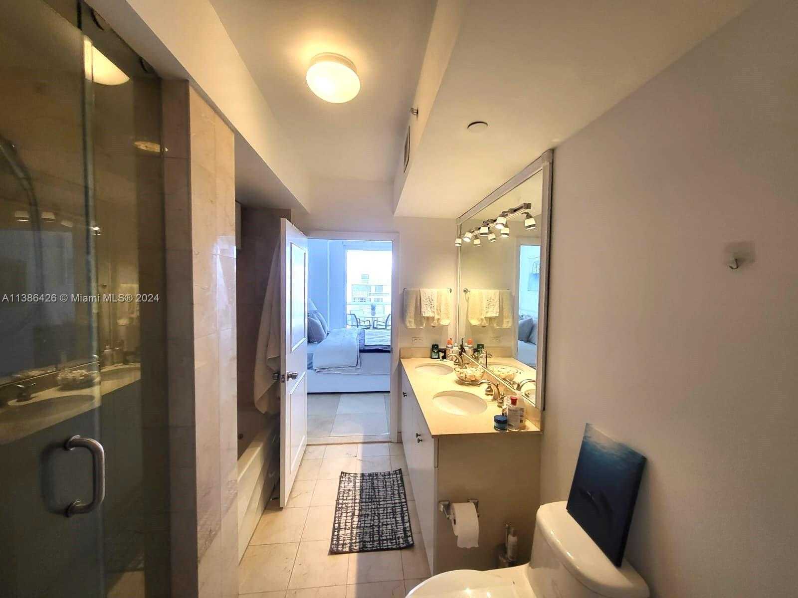 Small Image of 6365 COLLINS AVE #1711, Miami Beach Number 11