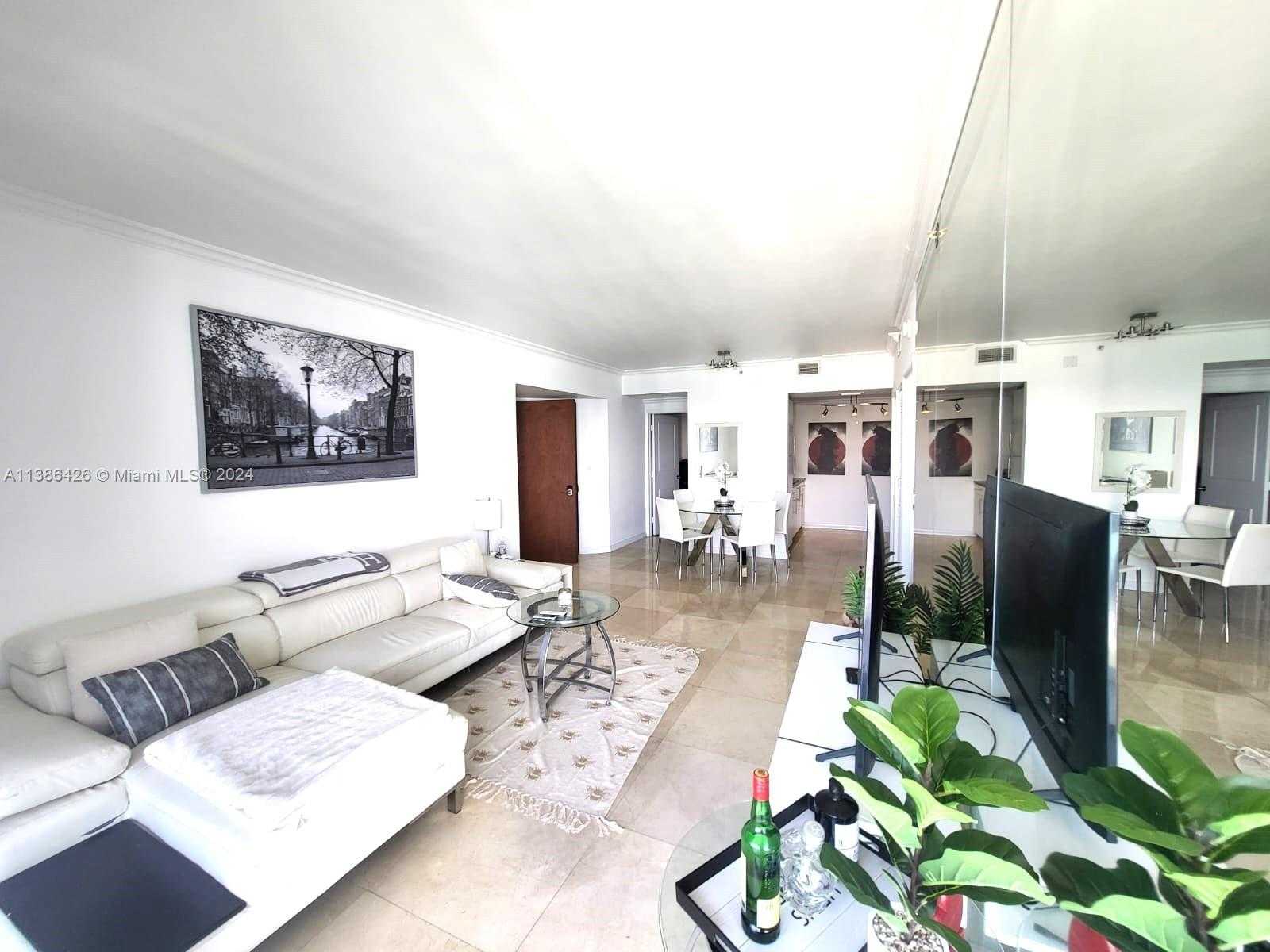 Small Image of 6365 COLLINS AVE #1711, Miami Beach Number 2