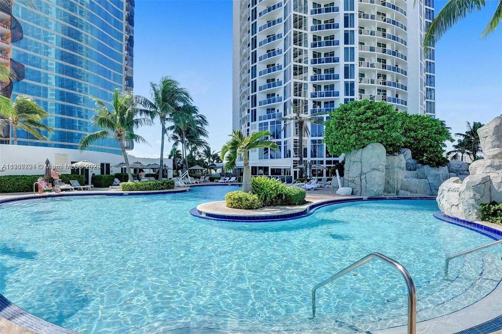 Small Image of 18001 COLLINS AVE #811, Sunny Isles Beach Number 16