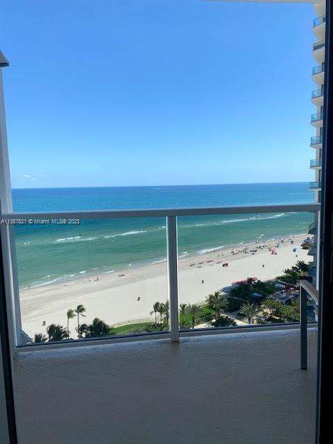 Small Image of 18001 COLLINS AVE #811, Sunny Isles Beach Number 6