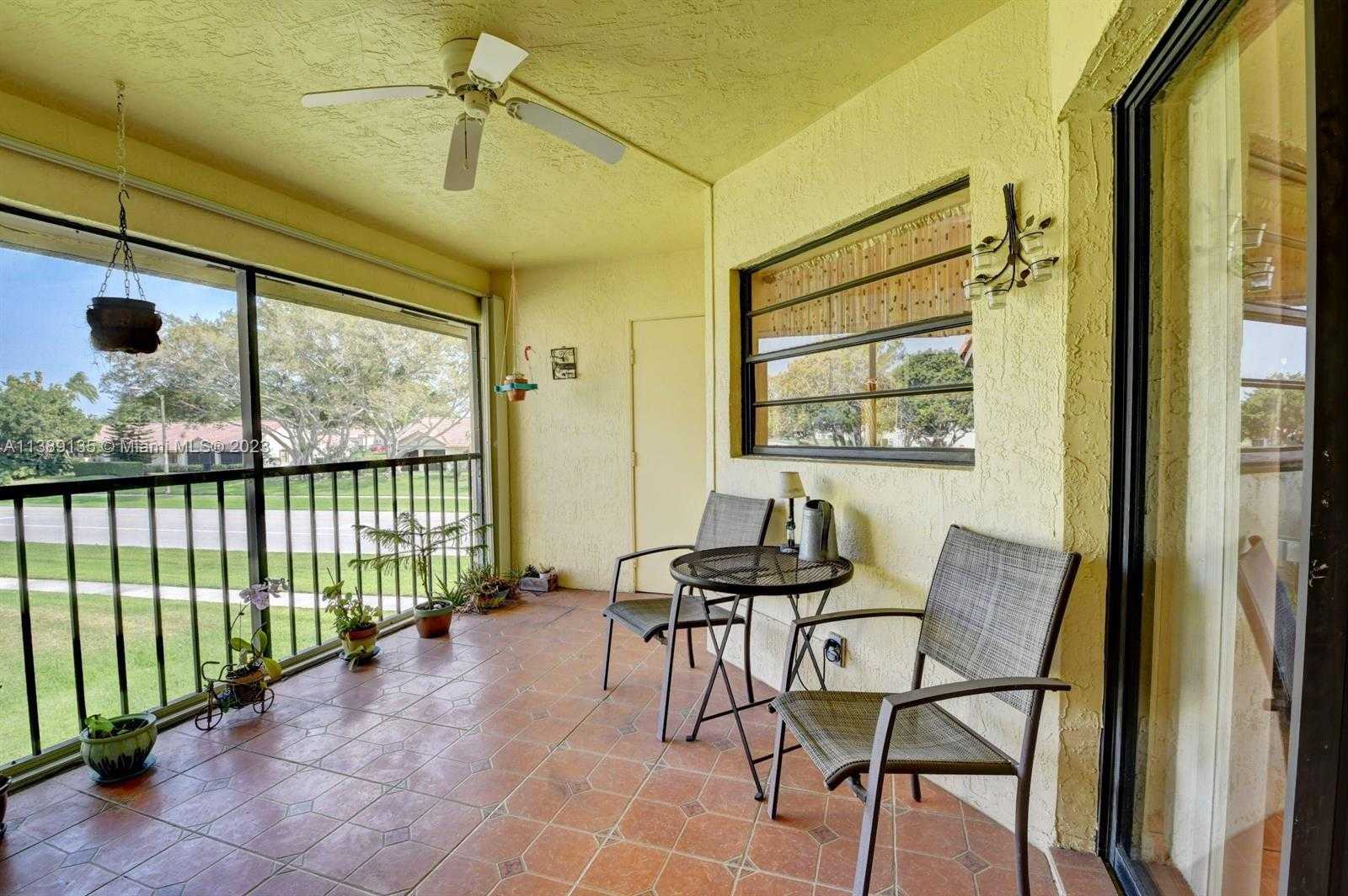 Small Image of 6027 PARKWALK DR, Boynton Beach Number 27