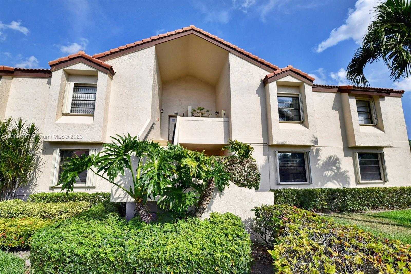 Small Image of 6027 PARKWALK DR, Boynton Beach Number 31