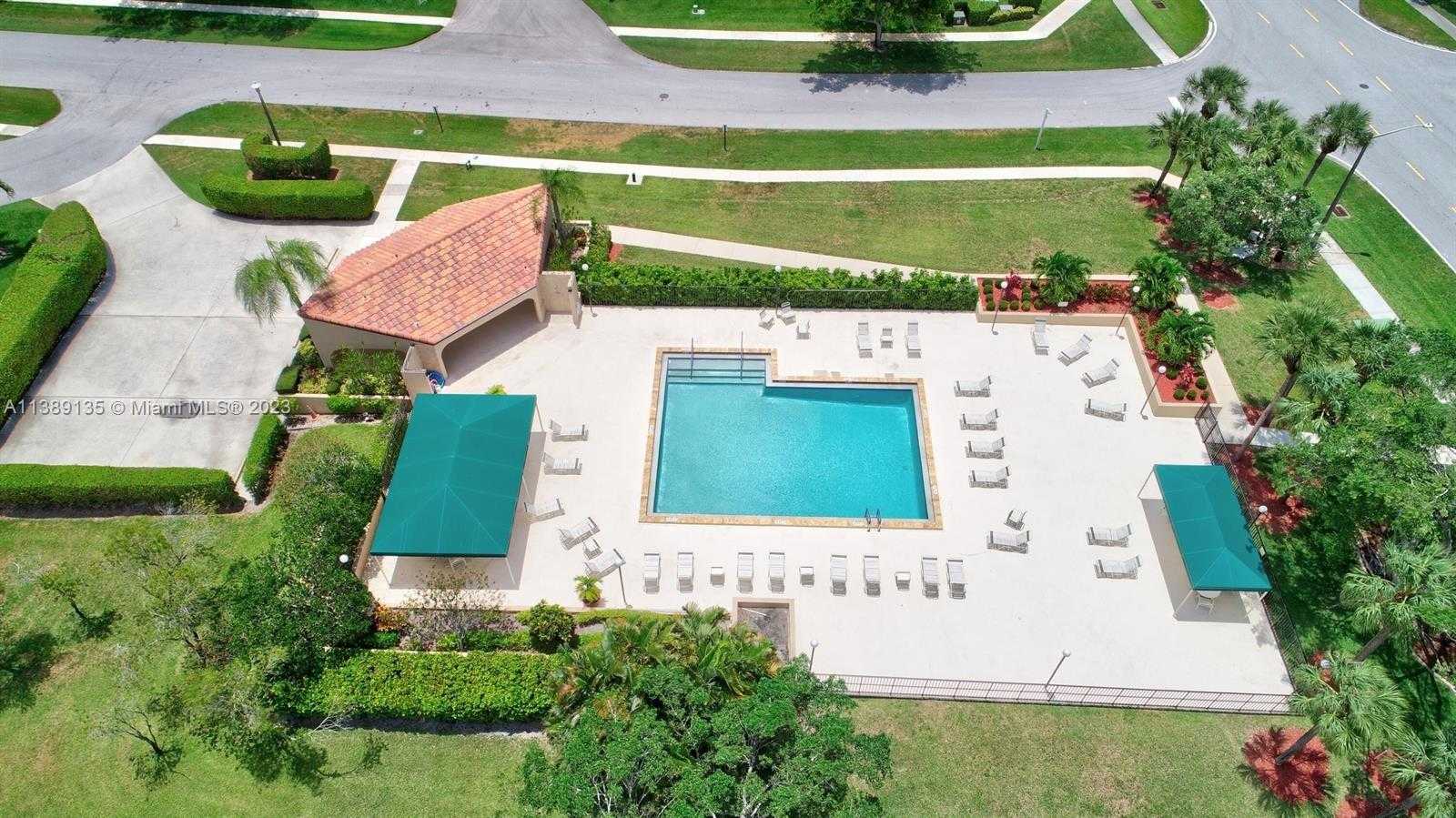 Small Image of 6027 PARKWALK DR, Boynton Beach Number 41