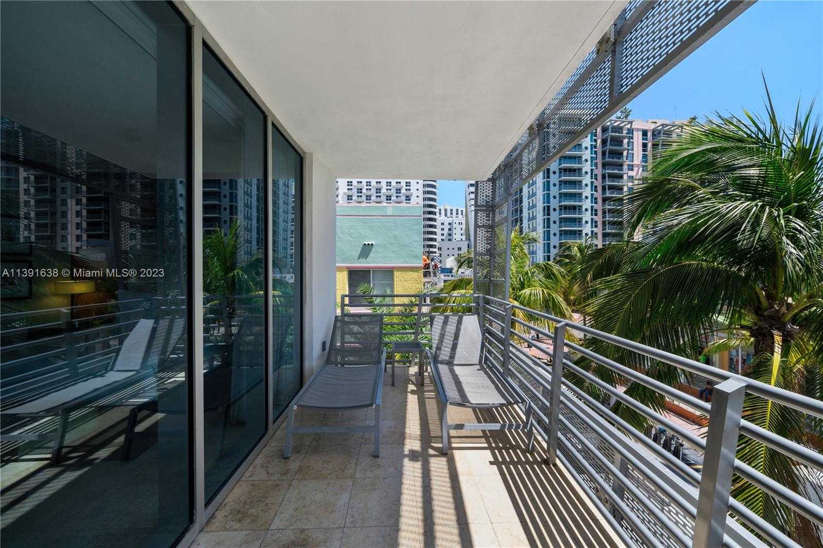 Small Image of 1437 COLLINS AVE #311, Miami Beach Number 13