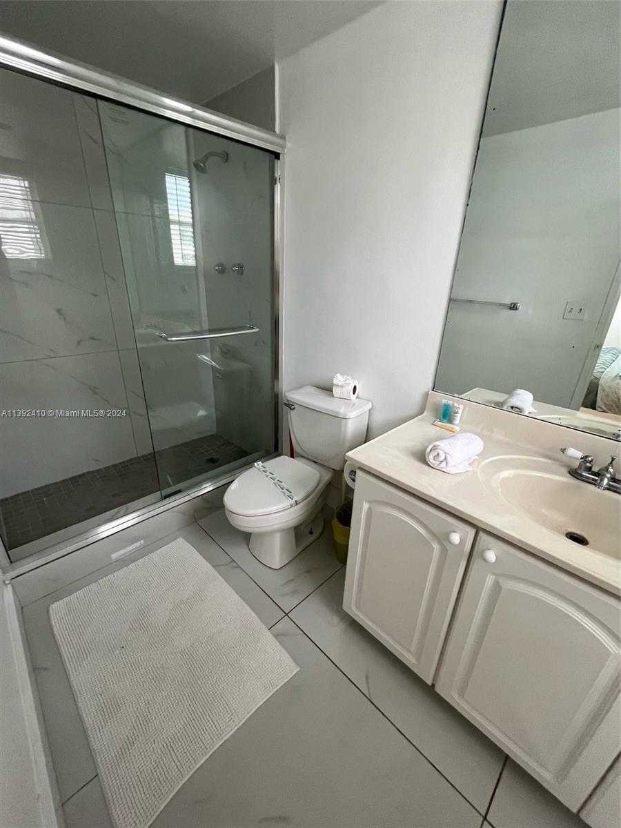 Small Image of 3901 SOUTH S OCEAN DR #PH16O, Hollywood Number 11